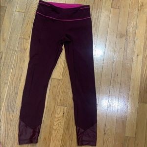 Lululemon crops